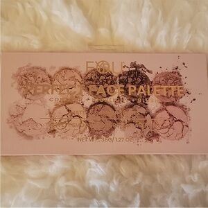 For You Perfect Face Palette.